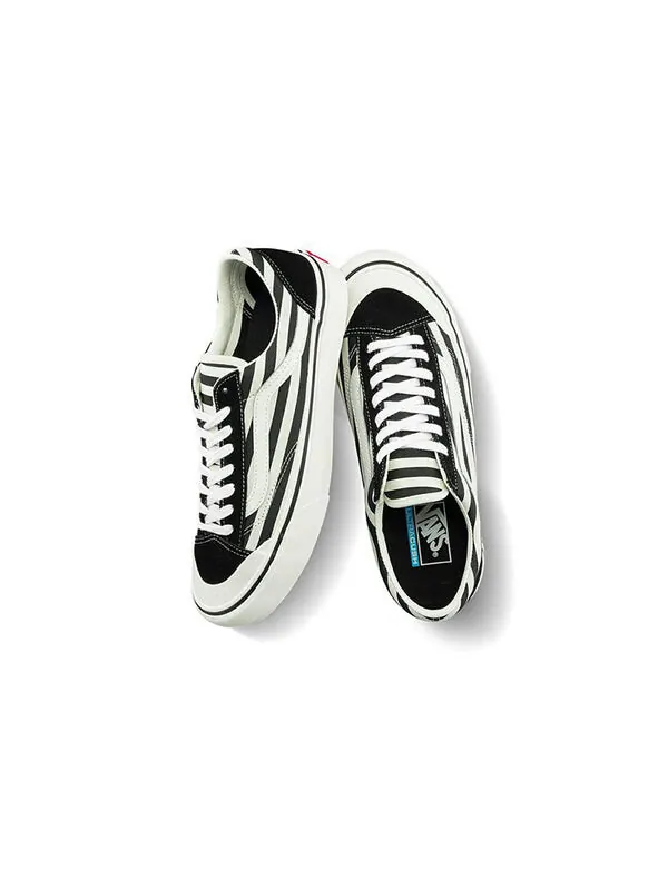 Кроссовки style 36 black/white Vans — изображение 4 из 4, черный/белый