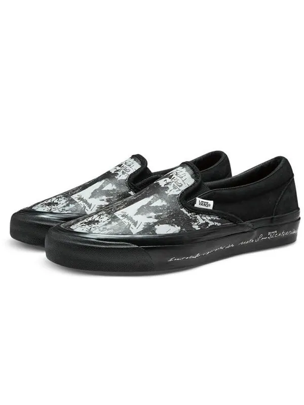 Кроссовки raised by wolves x og classic slip-on lx 'black wall' Vans — изображение 3 из 4, черный