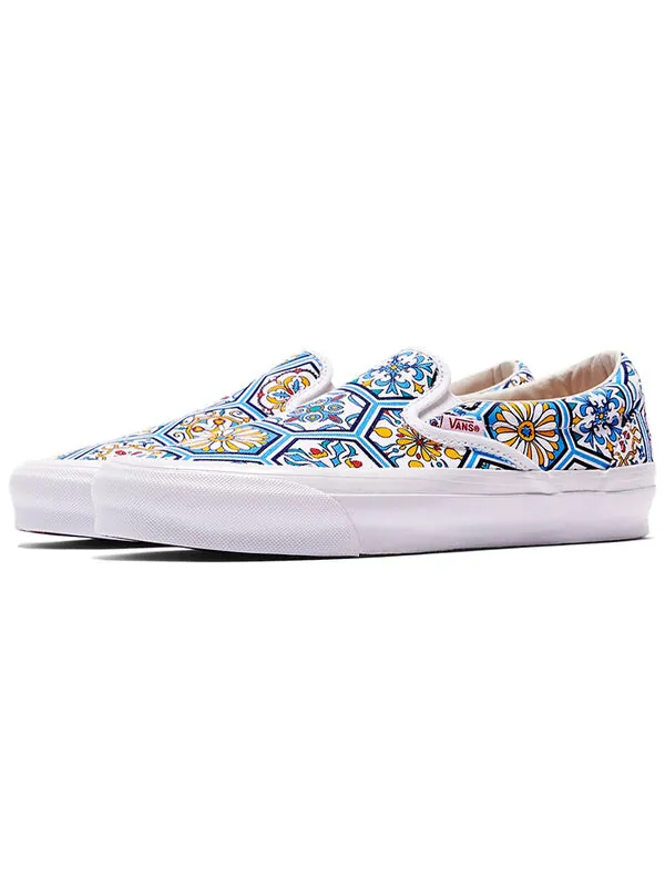 Кроссовки kith x classic slip-on 'blue moroccan pattern' Vans — изображение 2 из 4, белый/синий