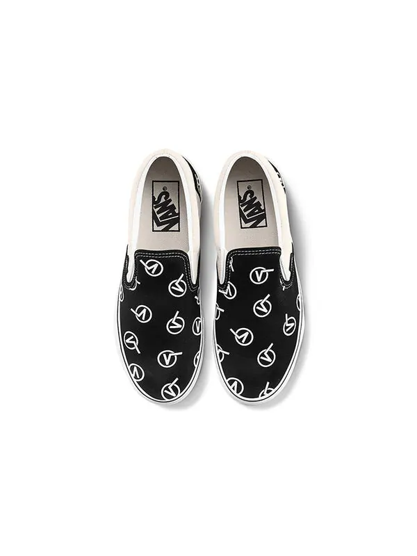 Кроссовки classic slip-on 'circle v' Vans — изображение 3 из 4, черный/белый