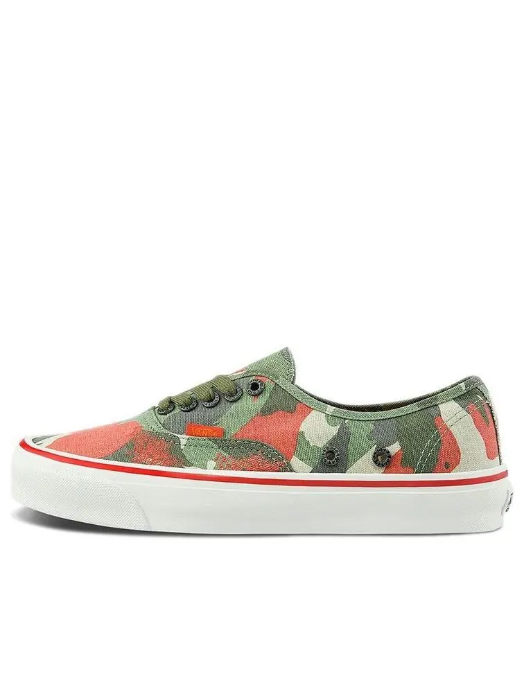 Кеды Vans Nigel Cabourn x OG Authentic LX 'Army Green Camo' — изображение 1 из 6, зеленый