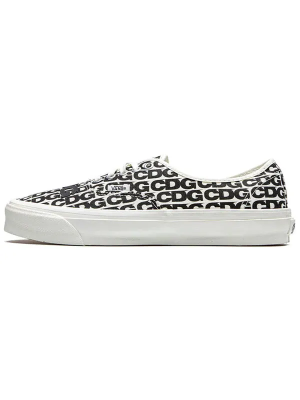 Кроссовки comme des garcons x og authentic lx 'cdg print - blanc de blanc' Vans — изображение 2 из 4, черный/белый