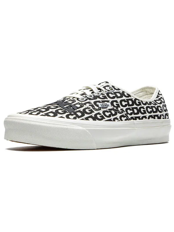 Кроссовки comme des garcons x og authentic lx 'cdg print - blanc de blanc' Vans — изображение 3 из 4, черный/белый