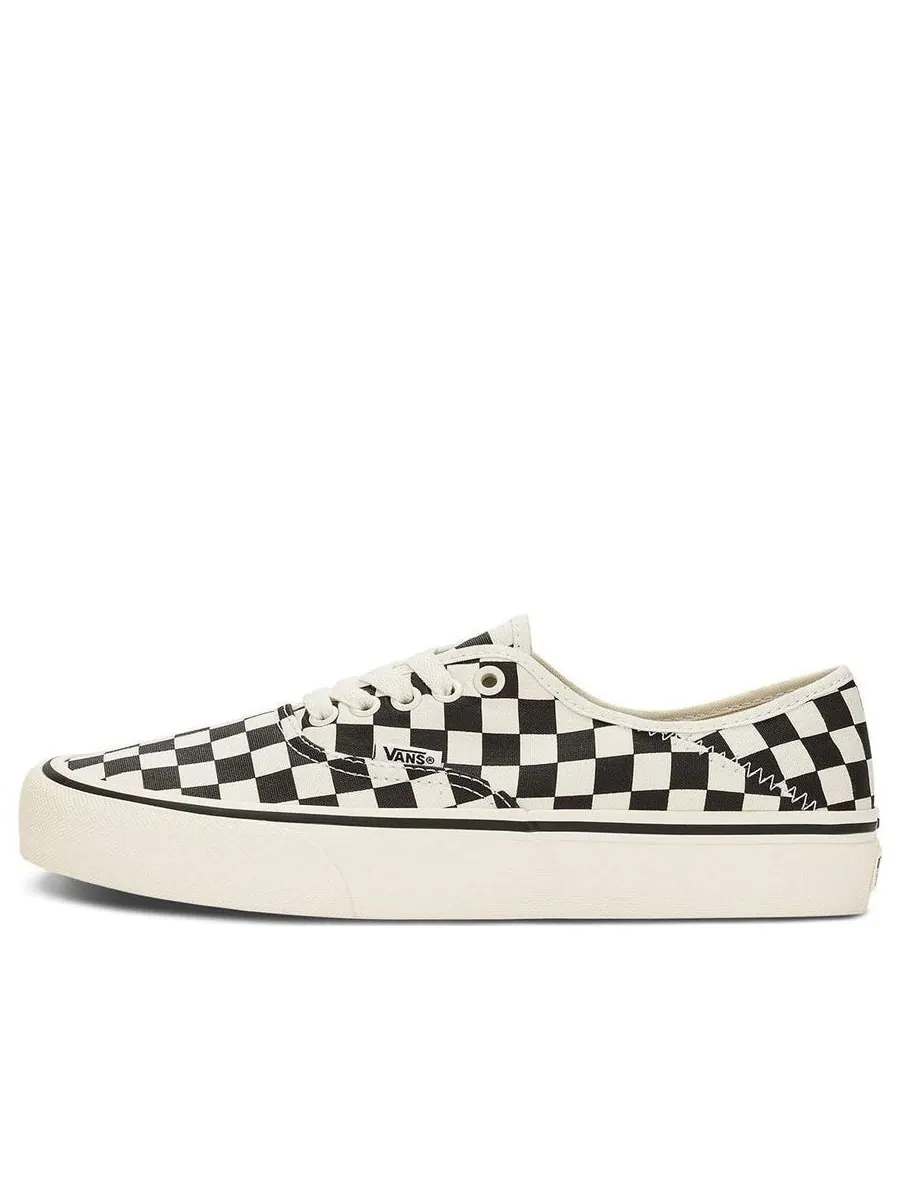 Кроссовки Vans UA Authentic 44 DX 'Black' — изображение 1 из 6, черный