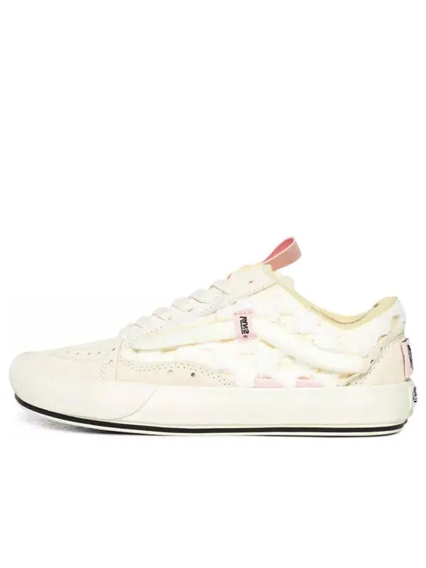 Кроссовки Vans Old Skool Cap 'Chenille Check' — изображение 1 из 4, белый/розовый
