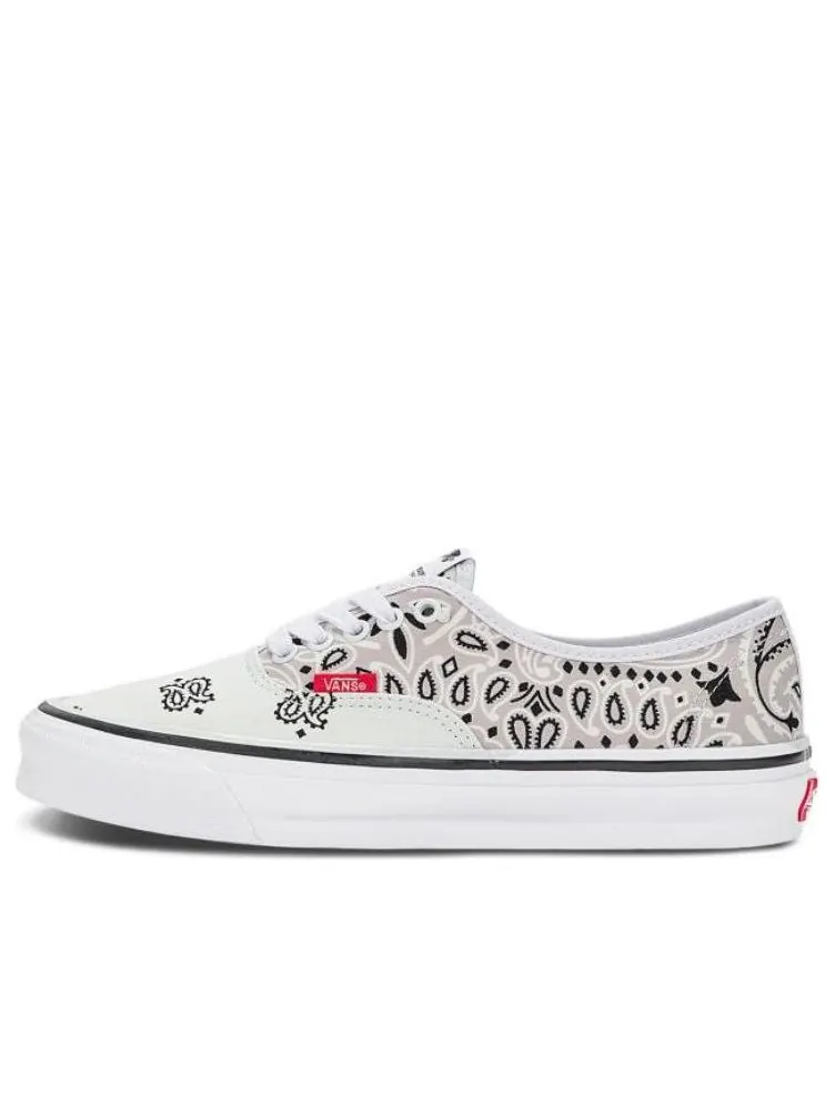 Кроссовки Vans BEDWIN THE HEARTBREAKERSOG AUTHENTIC LX 'Bandana Light Gray' — изображение 1 из 4, мульти