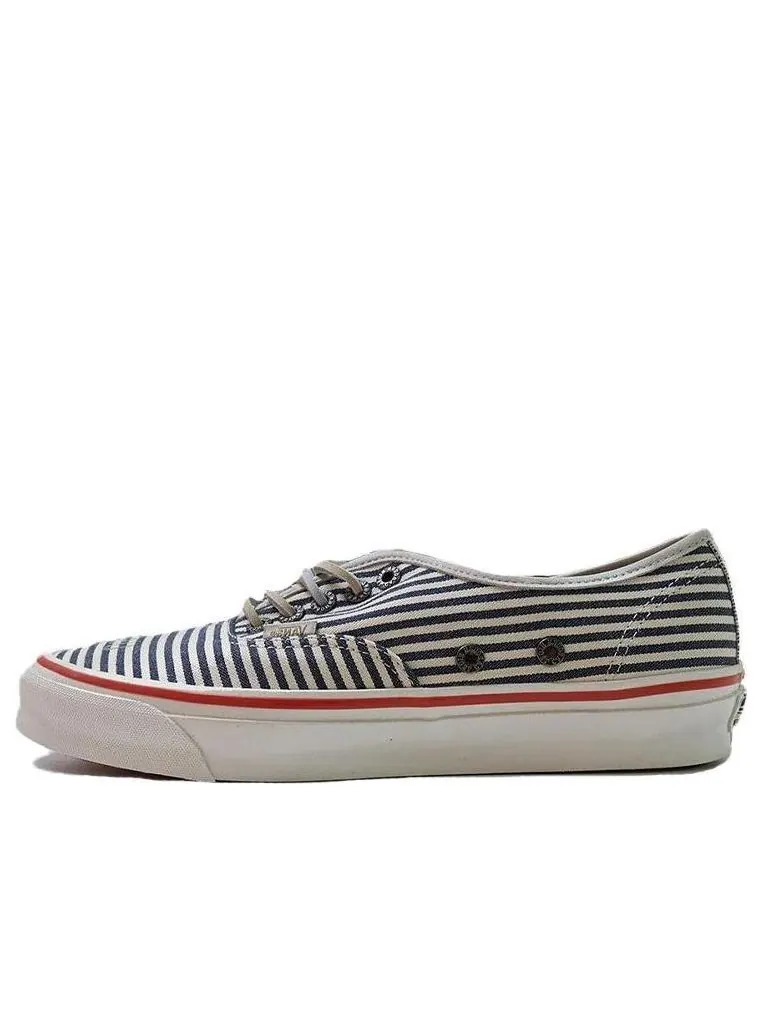 Кроссовки Vans Authentic x Nigel Cabourn 'Black White Red' — изображение 1 из 4, черный