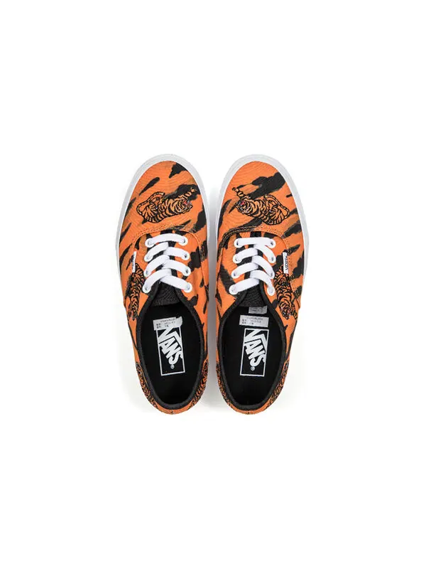 Кроссовки authentic low-top sneakers black/orange Vans — изображение 4 из 4, черный/оранжевый