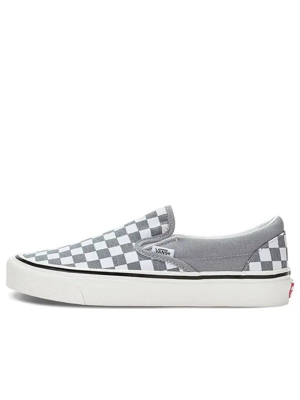 Кроссовки classic slipon 'bricolage check' Vans — изображение 1 из 4, серый/белый