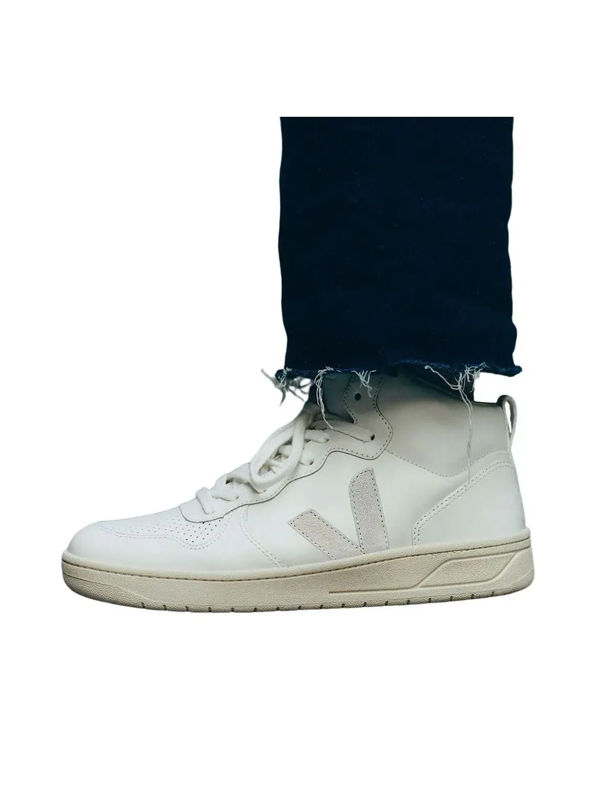 Кожаные кроссовки VEJA V-15, белый, VQ0201270 — изображение 8 из 8