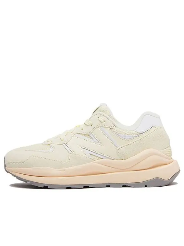 Кроссовки 57 40 New Balance — изображение 1 из 4, розовый
