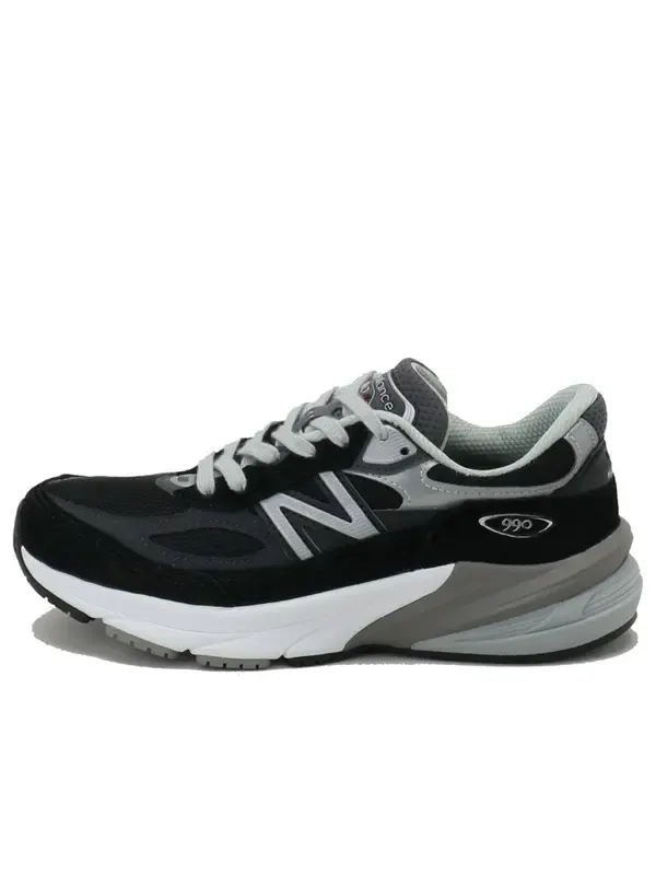 Кроссовки New Balance 990v6 черные — изображение 1 из 4, черный/белый