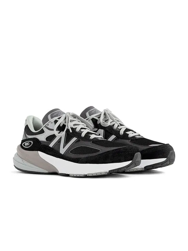 Кроссовки New Balance 990v6 черные — изображение 2 из 4, черный/белый