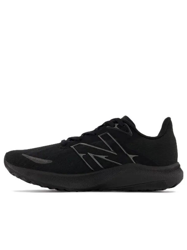 Кроссовки fuelcell propel v3 New Balance — изображение 1 из 4, черный