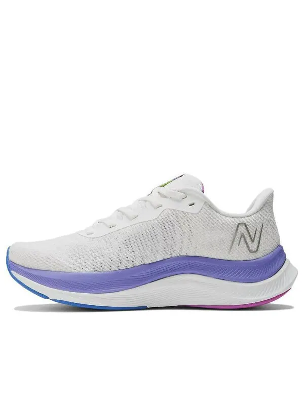Кроссовки fuelcell propel v4 New Balance — изображение 1 из 4, белый/индиго
