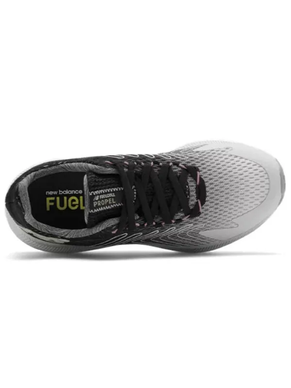 Кроссовки fuelcell propel для женщин многоцветные New Balance — изображение 3 из 4, серый/черный
