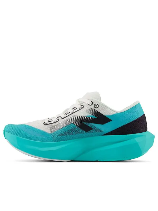 Кроссовки fuelcell rebel v3 'thirty watt cosmic rose' New Balance — изображение 1 из 4, белый