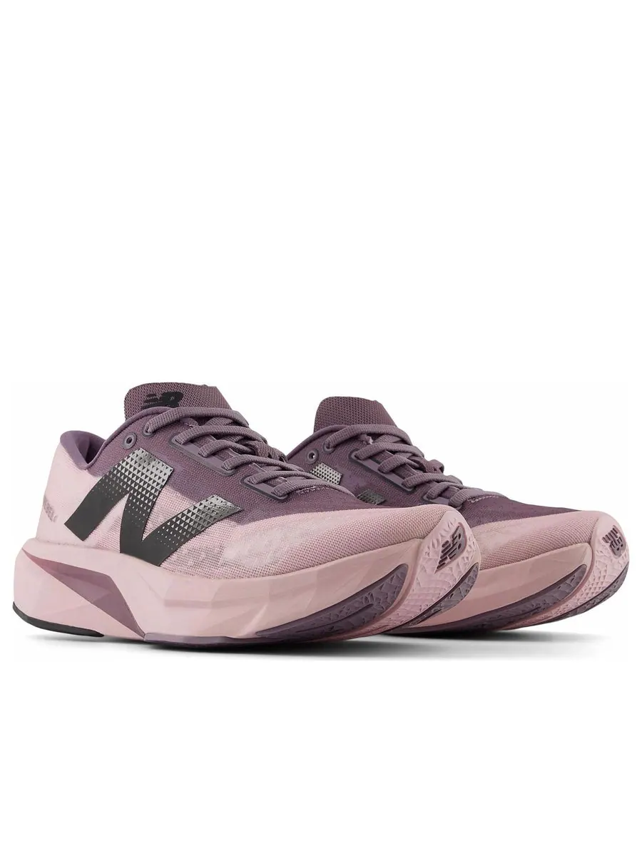 Кроссовки (WMNS) New Balance FuelCell Rebel v4 D Width 'Twilight Haze Dark Ice Wine' — изображение 3 из 6, фиолетовый