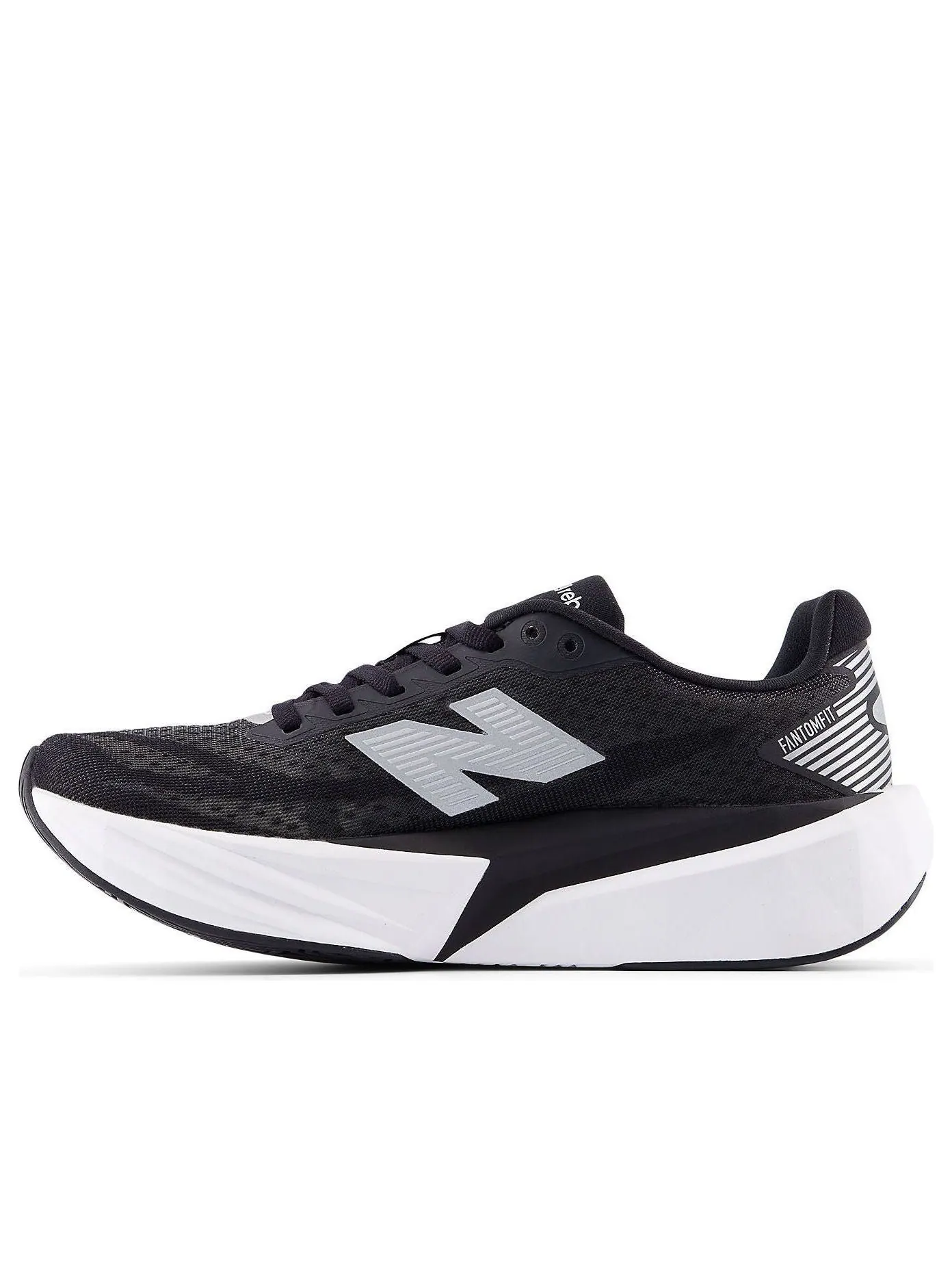 Кроссовки (WMNS) New Balance FuelCell Rebel v5 'Black White Silver' — изображение 1 из 6, черный