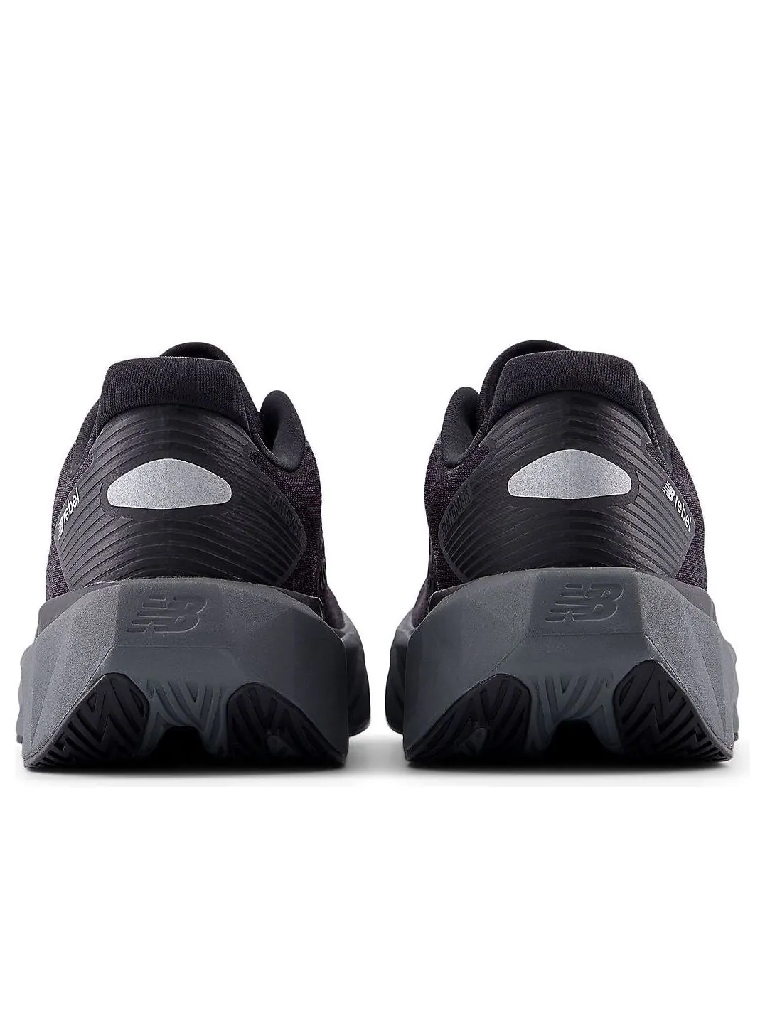 (WMNS) New Balance FuelCell Rebel v5 'Black Castlerock' — изображение 5 из 6, черный//черный