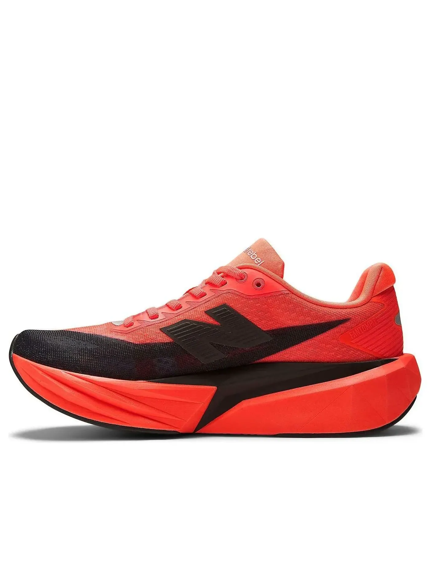 Кроссовки (WMNS) New Balance FuelCell Rebel v5 'Emergency Red Black' — изображение 1 из 6, красный