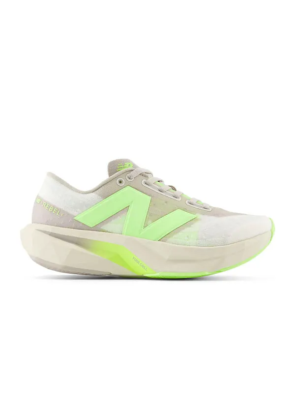 Кроссовки fuelcell rebel v4 New Balance — изображение 2 из 4, бежевый/белый/зеленый