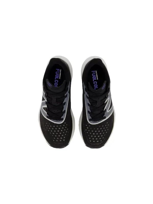 Кроссовки fuelcell rebel v3 New Balance — изображение 4 из 4, черный/белый/фиолетовый