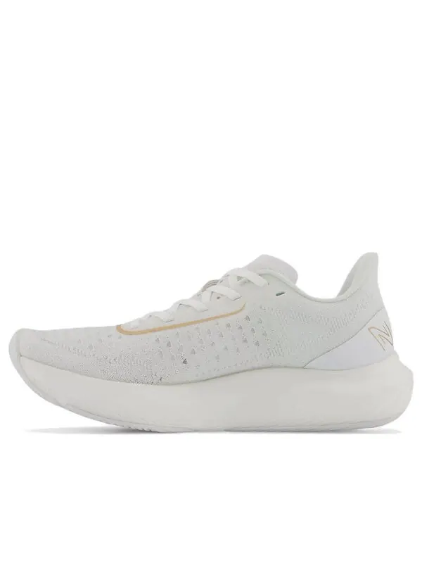 Кроссовки fuelcell rebel v3 New Balance — изображение 1 из 4, белый