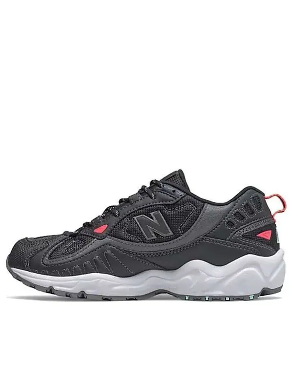 Массивные кеды серии 703 New Balance — изображение 1 из 4, черный