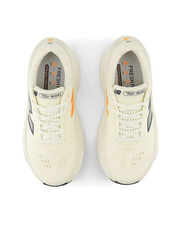 Кроссовки fresh foam x more v5 New Balance — изображение 4 из 4, бежевый