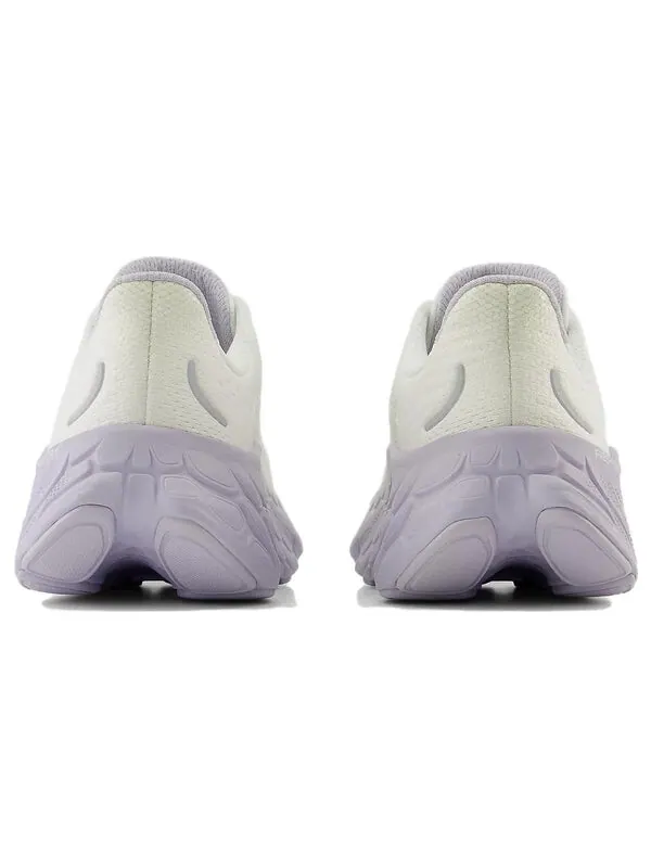 Кроссовки New Balance Fresh Foam X More v4 — изображение 3 из 3, серый фиолетовый