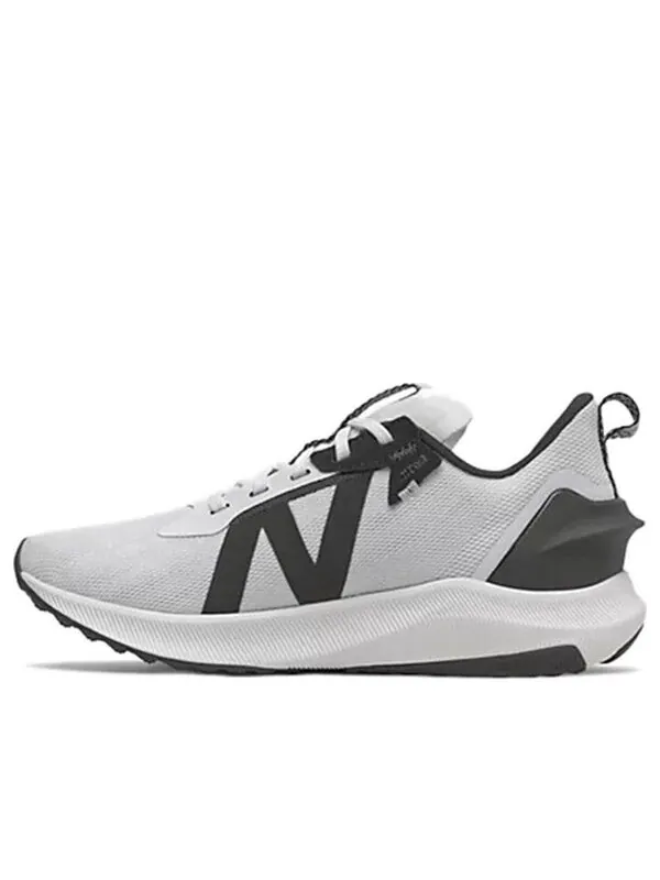 Кроссовки fuelcell propel rmx v2 New Balance — изображение 1 из 4, белый/черный