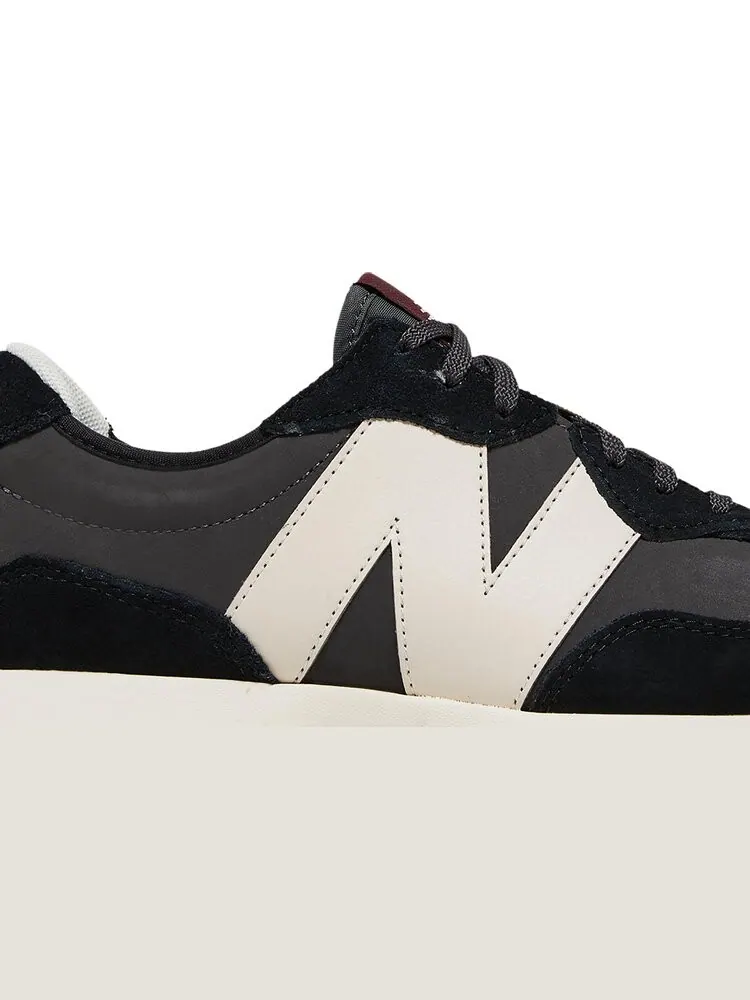 Кроссовки New Balance 327 WS327KC — изображение 4 из 10, черный