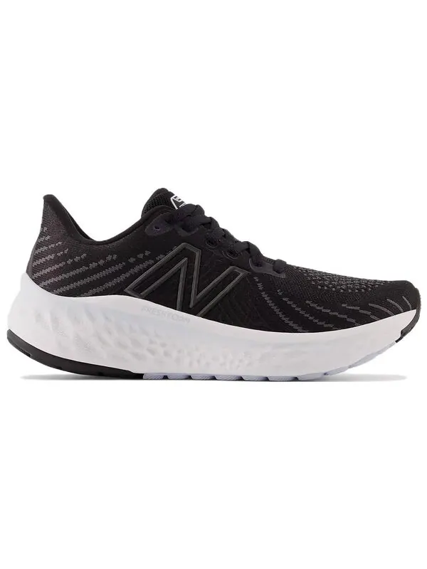 Кроссовки свежая пена x vongo v5 New Balance — изображение 2 из 4, черный/белый