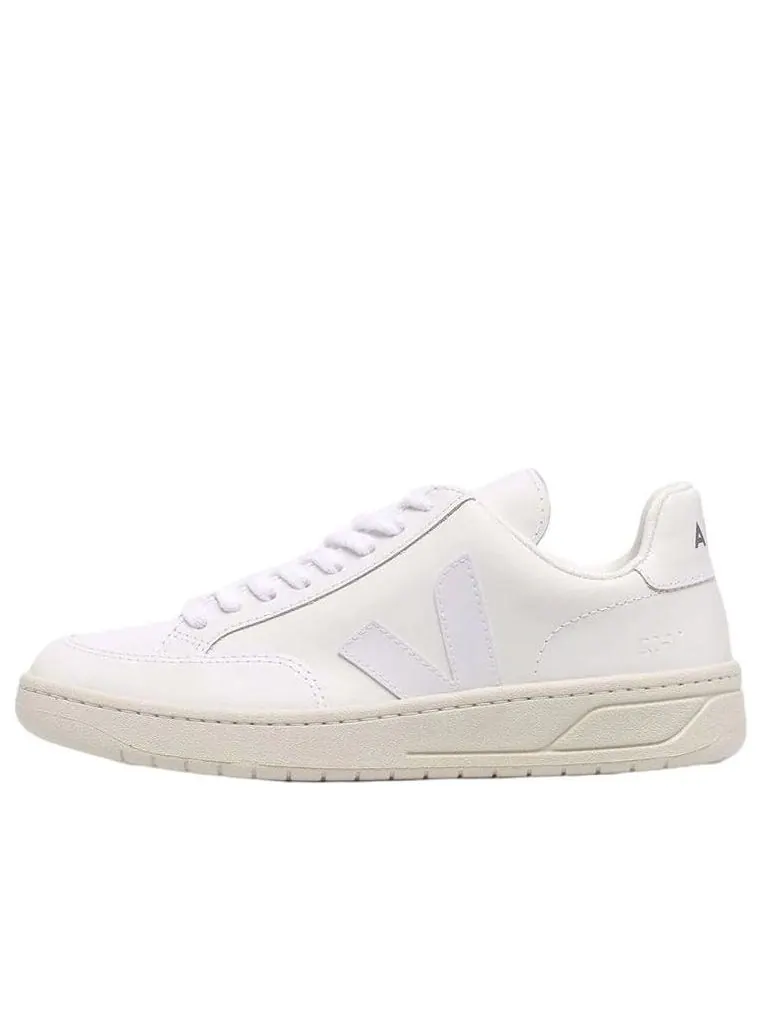Кожа Veja V-12 'Extra White Natural' — изображение 1 из 4, белый/кремовый