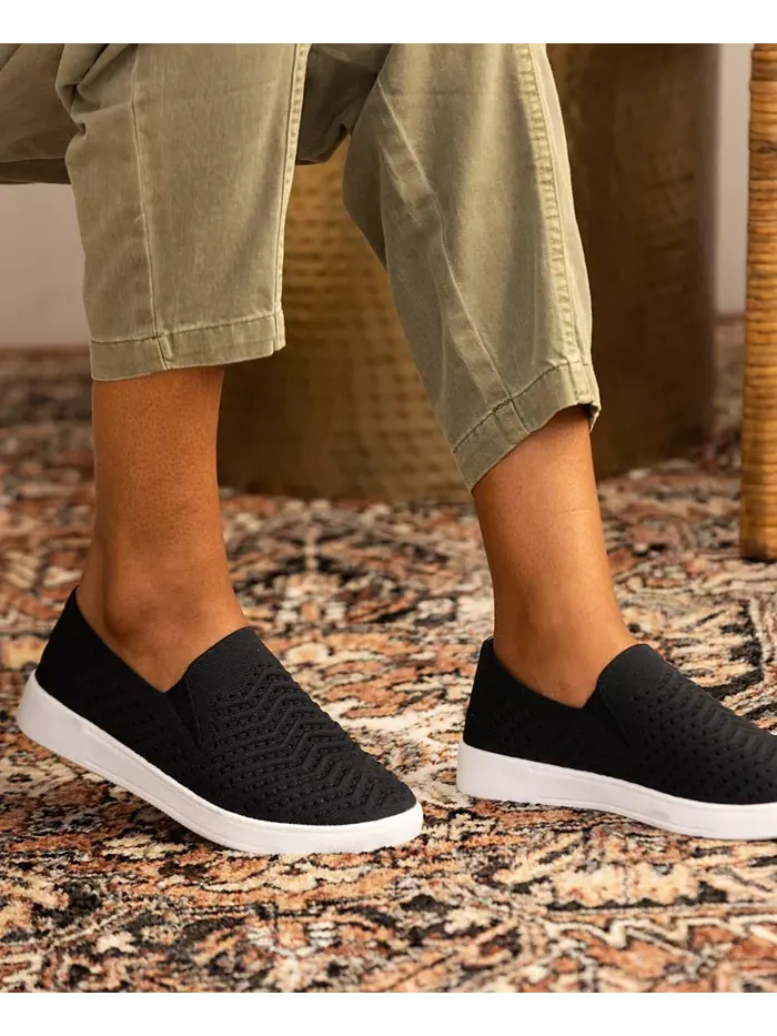 Женские кеды Courage Slip On White Mountain — изображение 7 из 7, черный