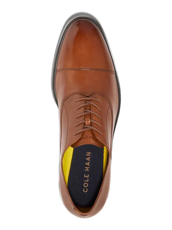 Мужские классические оксфорды Hawthorne с круглым мысом и шнуровкой Cole Haan — изображение 5 из 6, бежевый