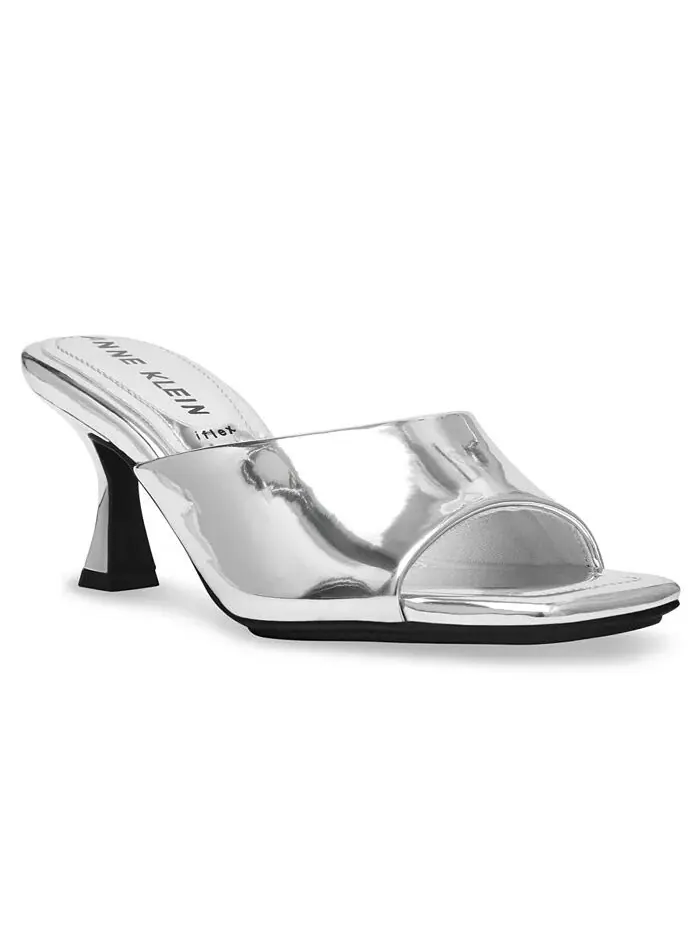 Женские сандалии Jerilyn Square Toe Mule Dress Sandals Anne Klein — изображение 1 из 9, серебряный