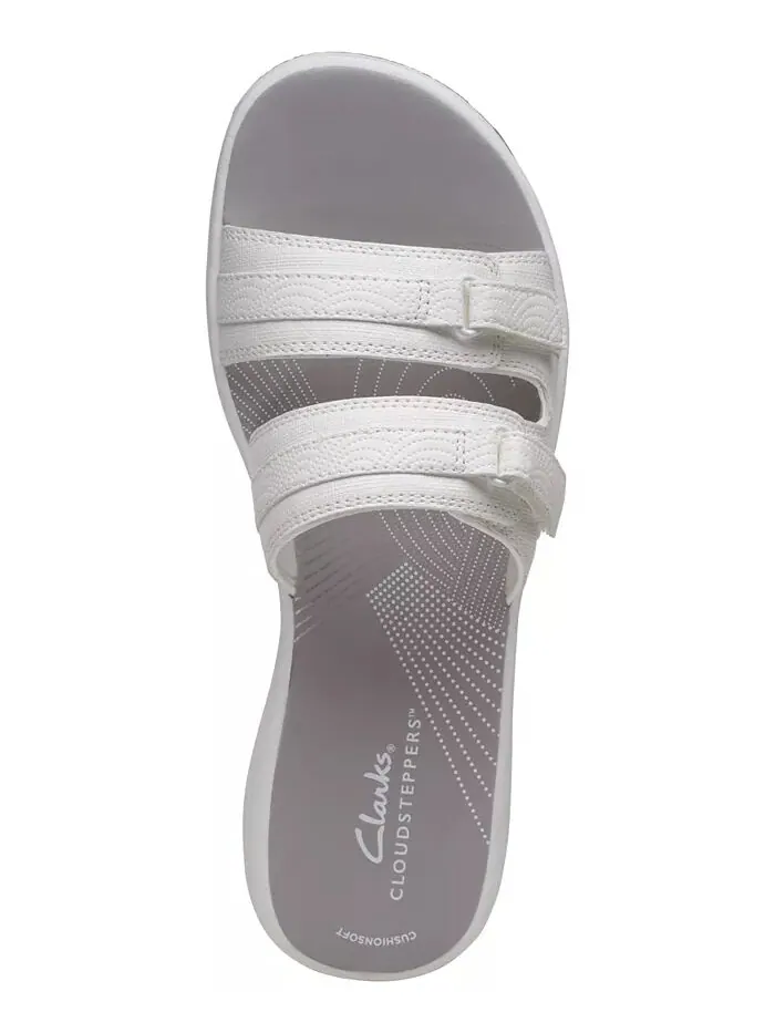 Сандалии женские Clarks Cloudsteppers Breeze Piper Comfort Slide — изображение 4 из 10, белый