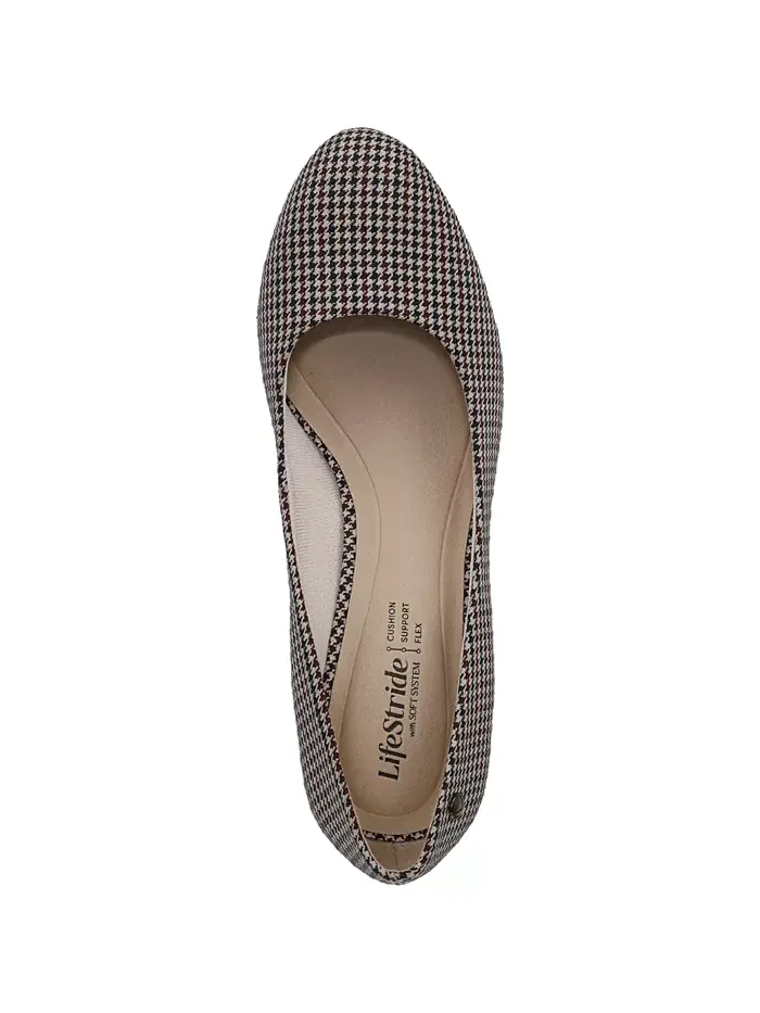 Женские туфли-лодочки Parigi Dress Pumps LifeStride — изображение 4 из 11, бежевый