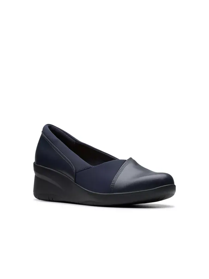 Туфли Clarks Suttyn Walk на устойчивом каблуке