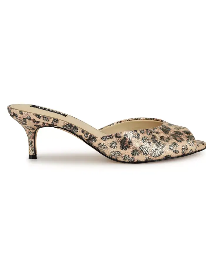 Женские босоножки на каблуке Luvlie Kitten Heel Dress Nine West — изображение 2 из 5, золотистый