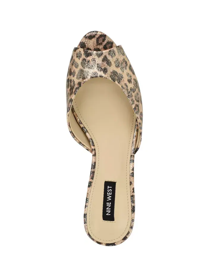 Женские босоножки на каблуке Luvlie Kitten Heel Dress Nine West — изображение 4 из 5, золотистый