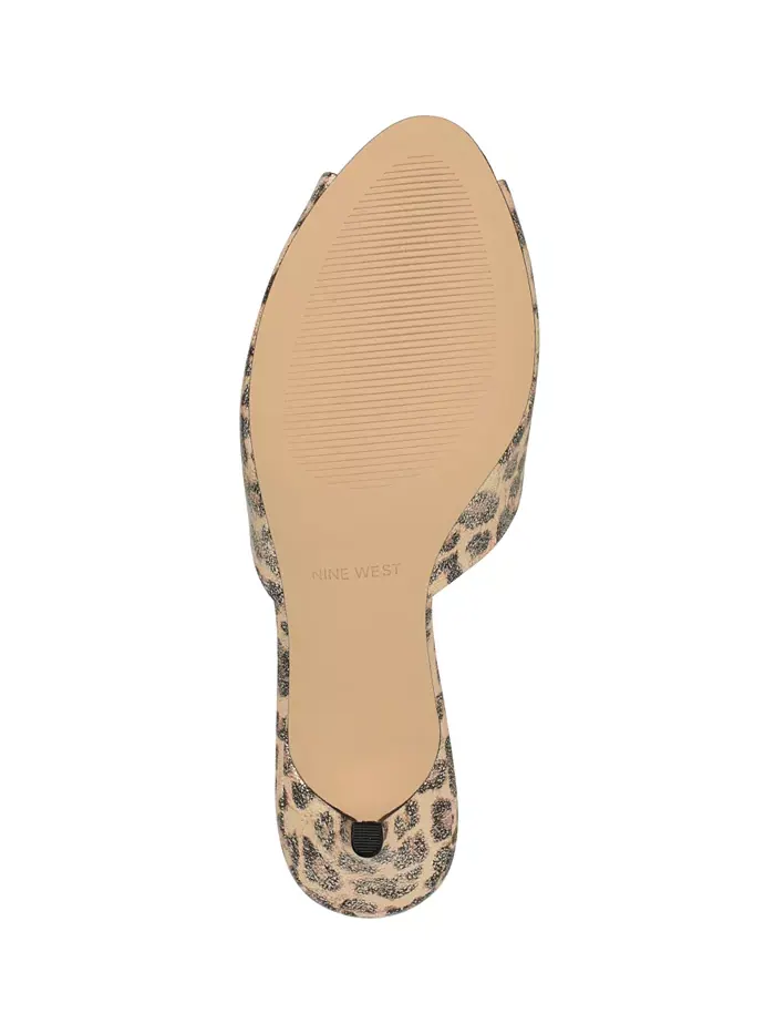 Женские босоножки на каблуке Luvlie Kitten Heel Dress Nine West — изображение 5 из 5, золотистый