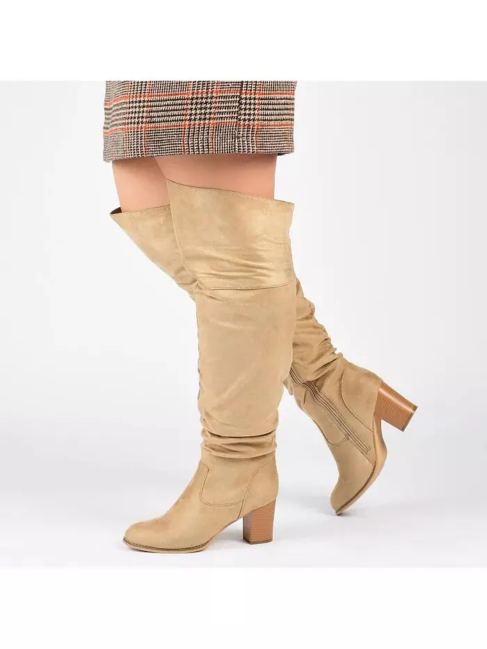 Женские сапоги Kaison Extra Wide Calf Stacked Heel выше колена Journee Collection — изображение 2 из 2, красный