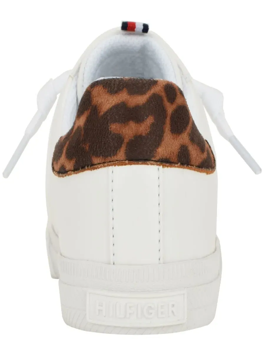 Кроссовки женские с низким профилем, модель Lustina Tommy Hilfiger — изображение 3 из 5, белый
