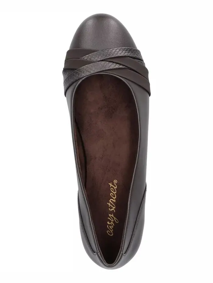Женские балетки Kylie Comfort Easy Street — изображение 4 из 9, коричневый