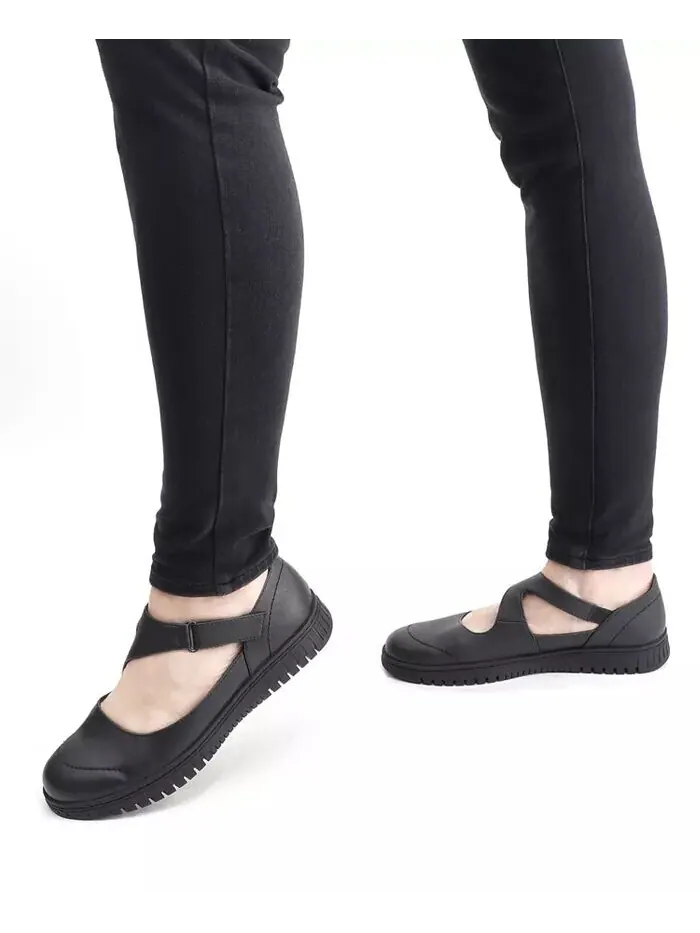 Женские туфли на плоской подошве Joyful Mary Jane Comfort Easy Street — изображение 6 из 9, черный
