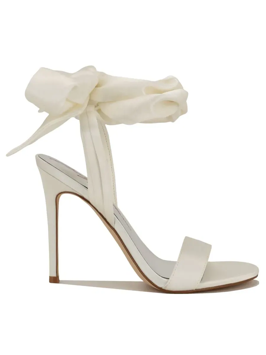Сандалии-шпильки Marilyn Monroe для женщин Nine West — изображение 2 из 5, белый