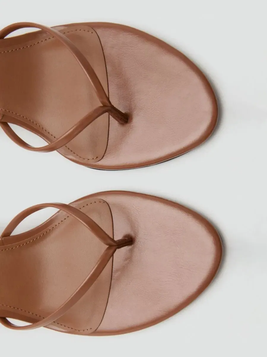 Босоножки на каблуке с ремешком на щиколотке, открытый носок, модель Strappy Heeled Sandals MANGO — изображение 10 из 10